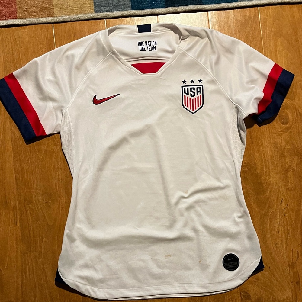 US Women’s National Team Jersey | Nike Dri-Fit | Women’s Medium
